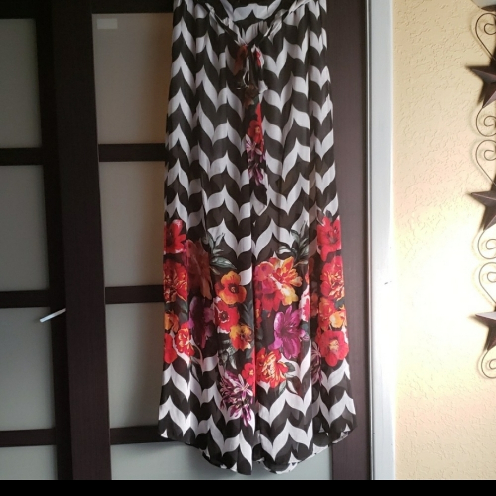 Chevron print floral pants